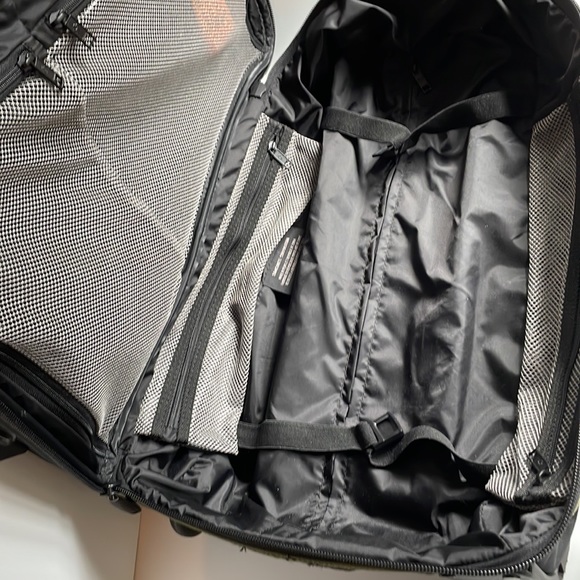 Samsonite backpack/duffel/travel bag for weekend or business trips - Picture 10 of 10